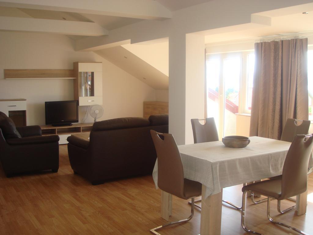 Apartments Jelicic Selce Dış mekan fotoğraf