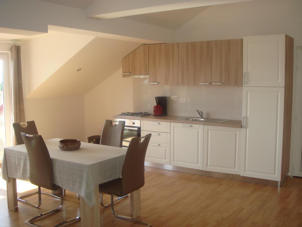 Apartments Jelicic Selce Dış mekan fotoğraf